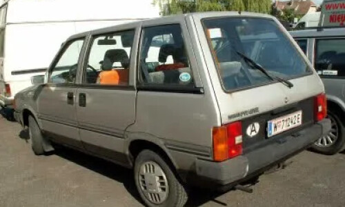 NISSAN Prairie #14