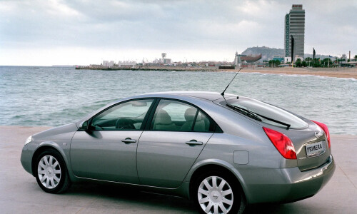 NISSAN Primera #4