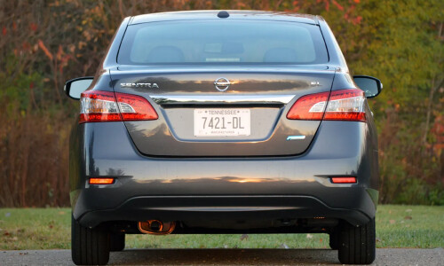 NISSAN Sentra #12