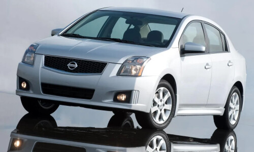 NISSAN Sentra #14