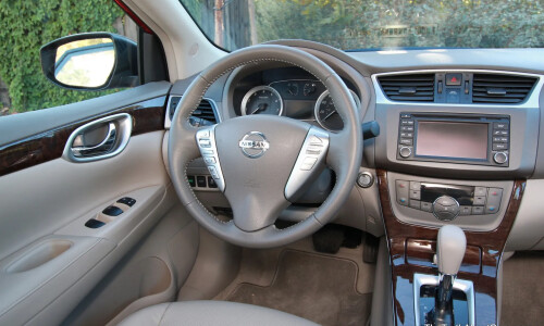NISSAN Sentra #16