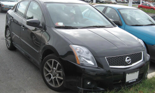 NISSAN Sentra SE-R #11