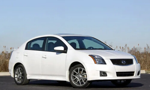 NISSAN Sentra SE-R #14