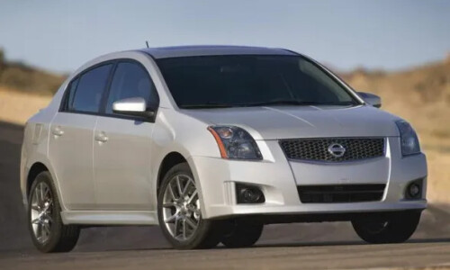 NISSAN Sentra SE-R Spec V #6