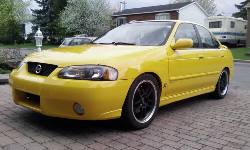 NISSAN Sentra SE-R Spec V #14