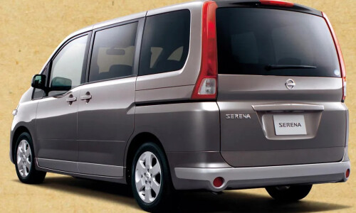 NISSAN Serena #2