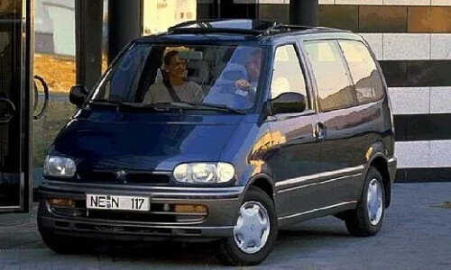 NISSAN Serena #15
