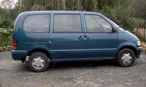 NISSAN Serena #18