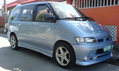 NISSAN Serena #19
