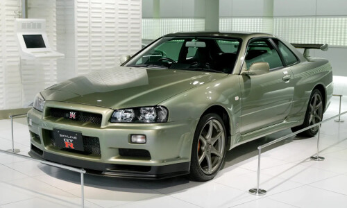 NISSAN Skyline #2