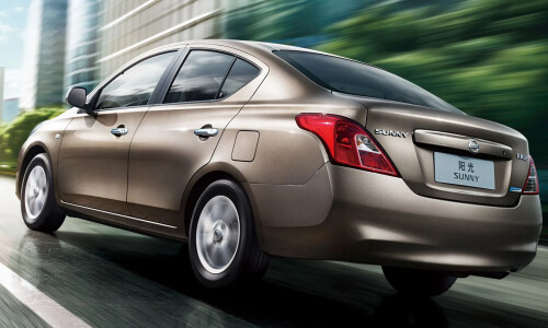 NISSAN Sunny #3