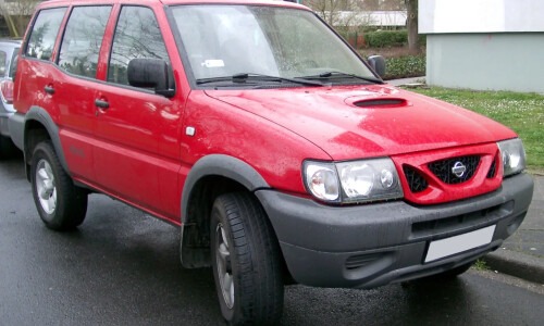 NISSAN Terrano II #1