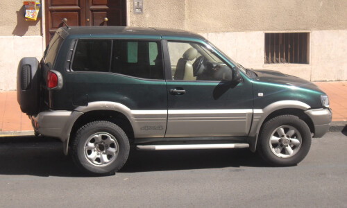 NISSAN Terrano II #8