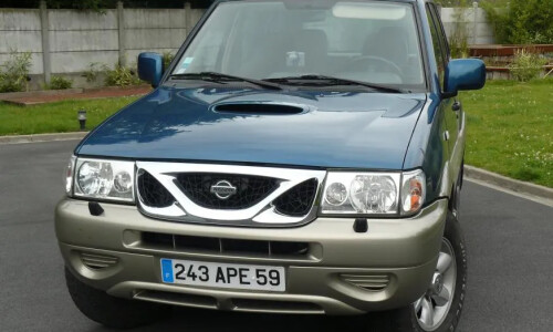 NISSAN Terrano II #10