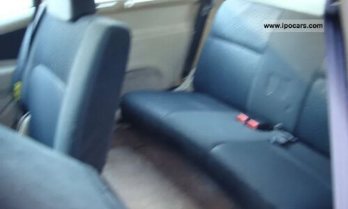 NISSAN Terrano Prestige #16