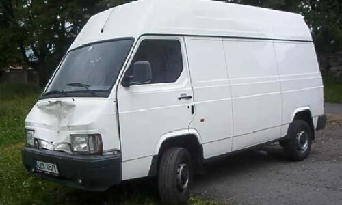 NISSAN Trade #2