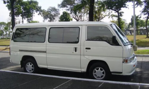 NISSAN Urvan #5