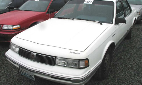 Oldsmobile Cutlass Ciera #3