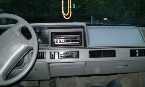 Oldsmobile Cutlass Ciera #9