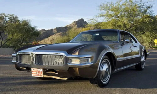 Oldsmobile Toronado #10