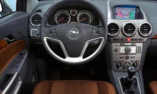 Opel Antara #3