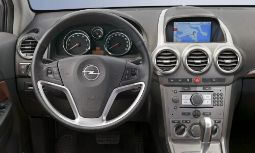 Opel Antara #6