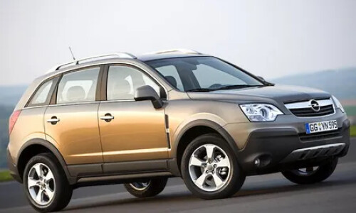 Opel Antara #9
