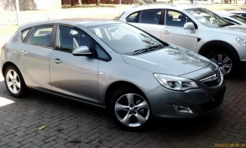 Opel Astra 1.4 Turbo #11