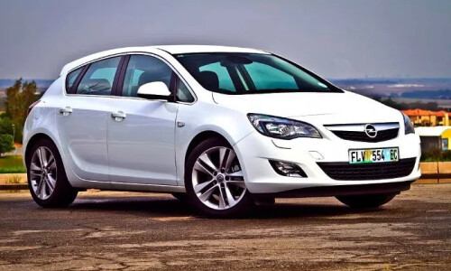Opel Astra 1.6 Turbo #12