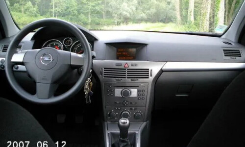 Opel Astra 1.7 CDTI #8