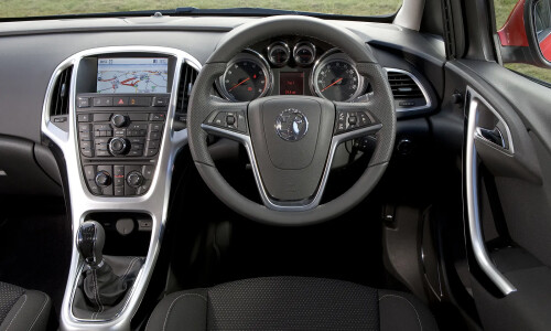 Opel Astra 2.0 CDTI #7
