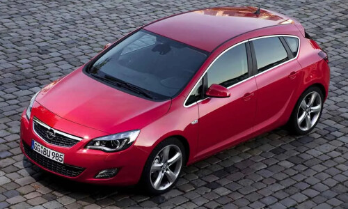 Opel Astra 2.0 CDTI #13