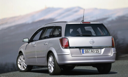 Opel Astra Caravan #4