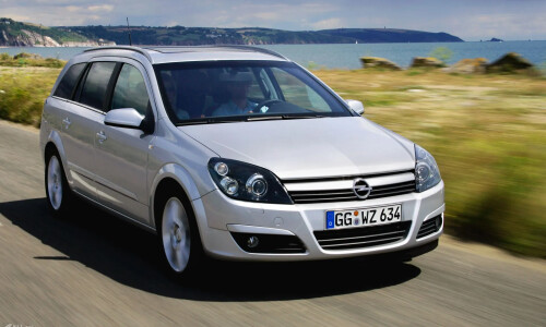 Opel Astra Caravan #7