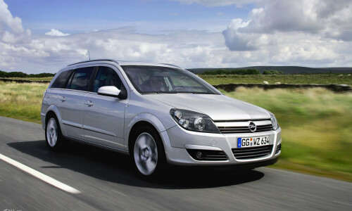 Opel Astra Caravan #10