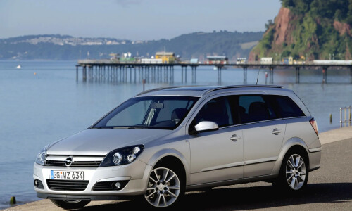 Opel Astra Caravan #12