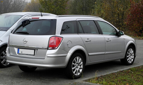 Opel Astra Caravan #15