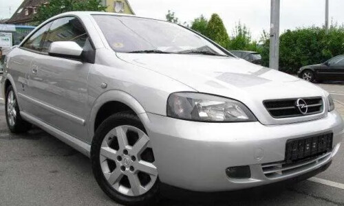 Opel Astra Coupé 2.2 DTI #18