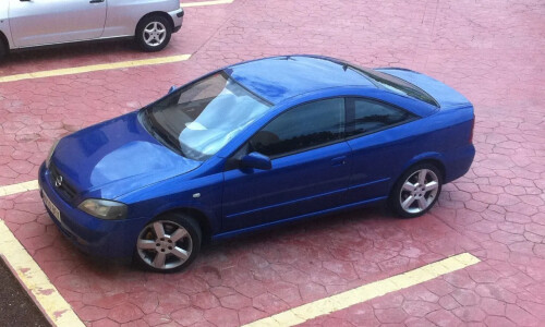 Opel Astra Coupé Turbo #3