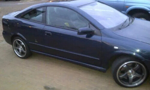 Opel Astra Coupé Turbo #13