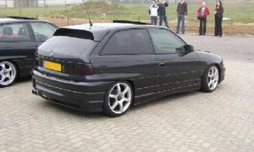 Opel Astra GSI #8