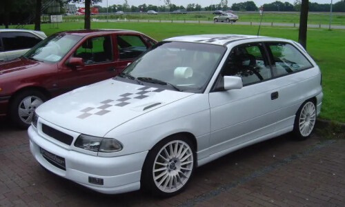 Opel Astra GSI #19