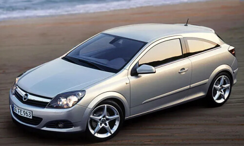 Opel Astra GTC #1
