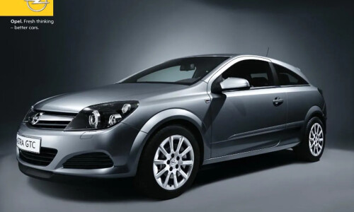 Opel Astra GTC #11
