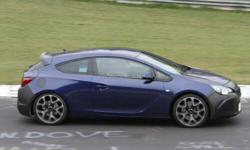 Opel Astra GTC OPC #5
