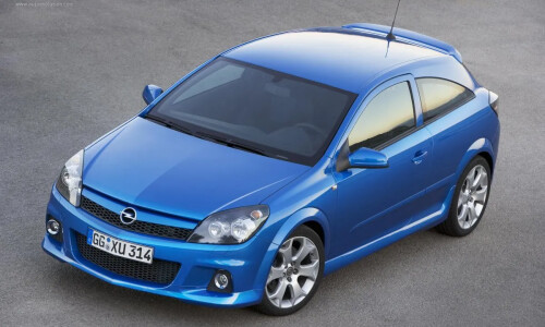 Opel Astra GTC OPC #10