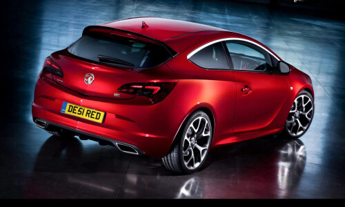 Opel Astra GTC OPC #11