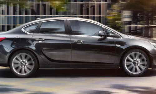 Opel Astra Limousine #12