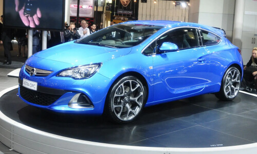 Opel Astra OPC #1