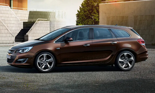 Opel Astra Sports Tourer #9